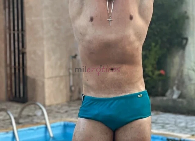 A sensualidade ultrapassa muitas vezes o crescimento do amor de forma que a raiz permanece fraca e arranca se facilmente deixa eu arrancar seu gozo va...