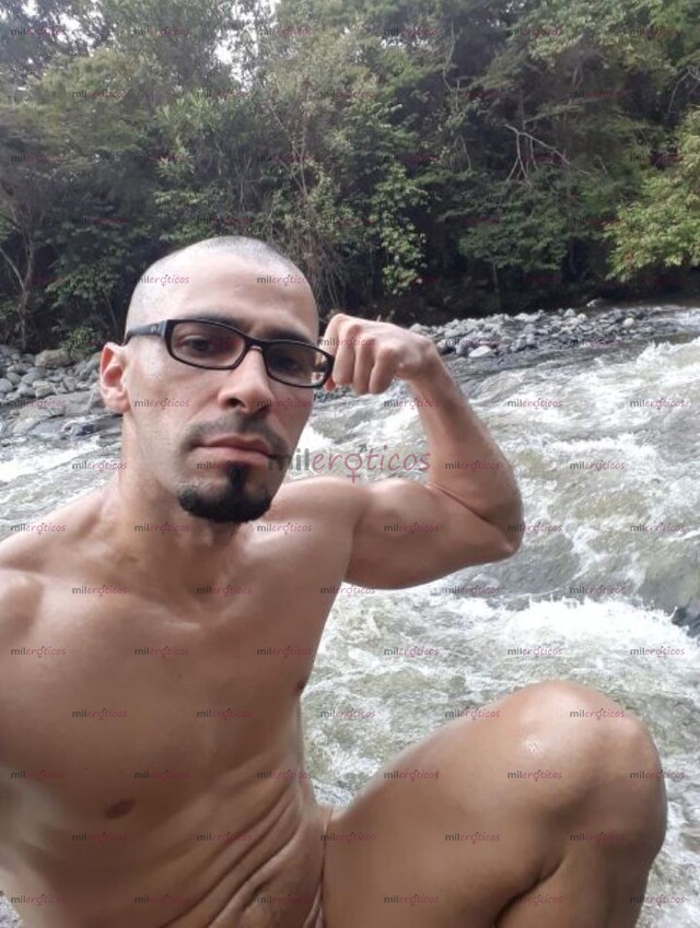 FOTOS DE BORIS CALEÑO MACHO VERGÓN PARTE CULOS 22 CENTÍMETROS 100% ACTIVO