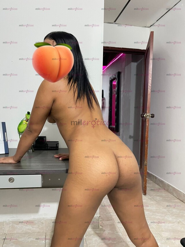 FOTOS DE ANGIE FLAQUITA DELICIOSA COMPLACIENTE EXÓTICA 19 AÑITOS