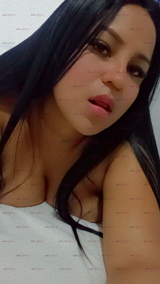 FOTOS DE HERMOSA TRIGUEÑA ORAL CON GARGANTA PROFUNDAD