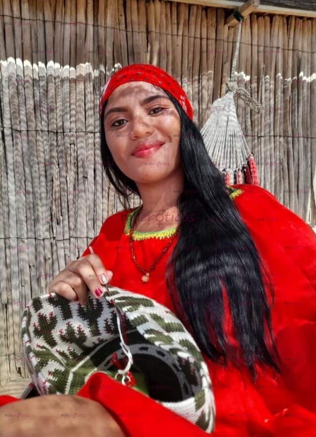 FOTOS DE LINDA INDÍGENA WAYÚU , AGRÉGAME VERÁS SU VAGINA SÚPER MOJADITA