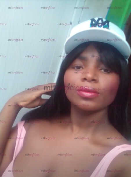 FOTOS DE MORENAL NALGONA FULL COMPLACIENTE CON GANAS DE MAMAR LO