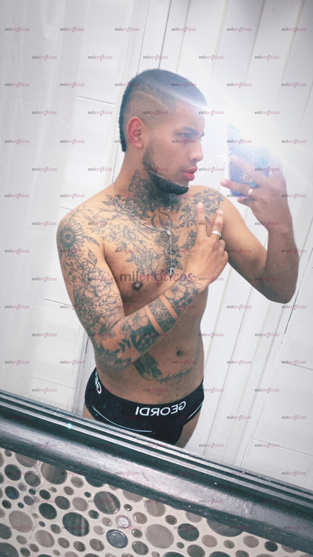 FOTOS DE COMPLACIENTE, PARCHADO, SUMISO, MALCRIADO