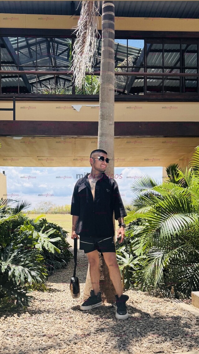 FOTOS DE COMPLACIENTE, PARCHADO, SUMISO, MALCRIADO