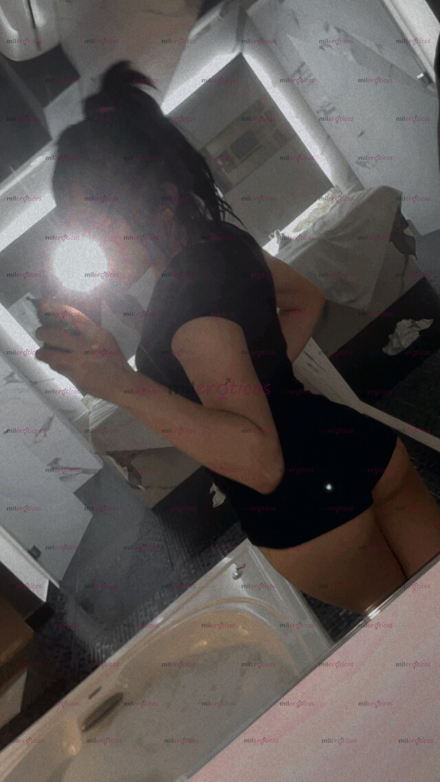 FOTOS DE HERMOSA Y JOVEN CHICA TRANS , OFRECE SU MARAVILLOSO SERVICIO PARA ADUL.