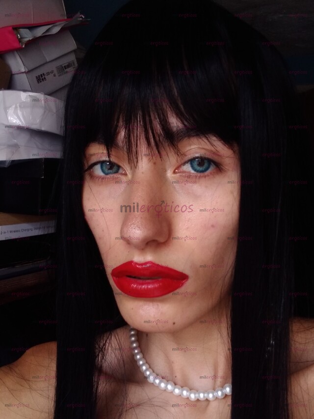 FOTOS DE CHICA TRANS. JOVEN Y FLAQUITA. KOTONOHA JEAN KATSURA . EN MOTEL POR FAVOR