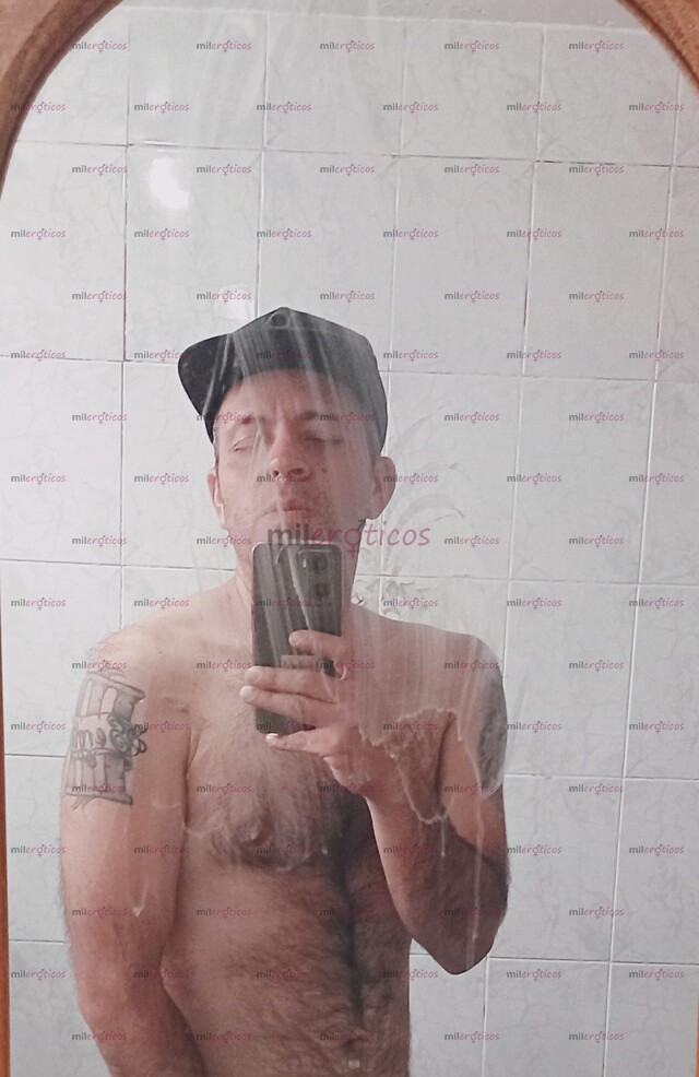 FOTOS DE HOLA PRECIOSAS ME LLAMO SERGIO SU RAPERO FAVORITO EN LA CAMA HIGIENE ACTITUD Y