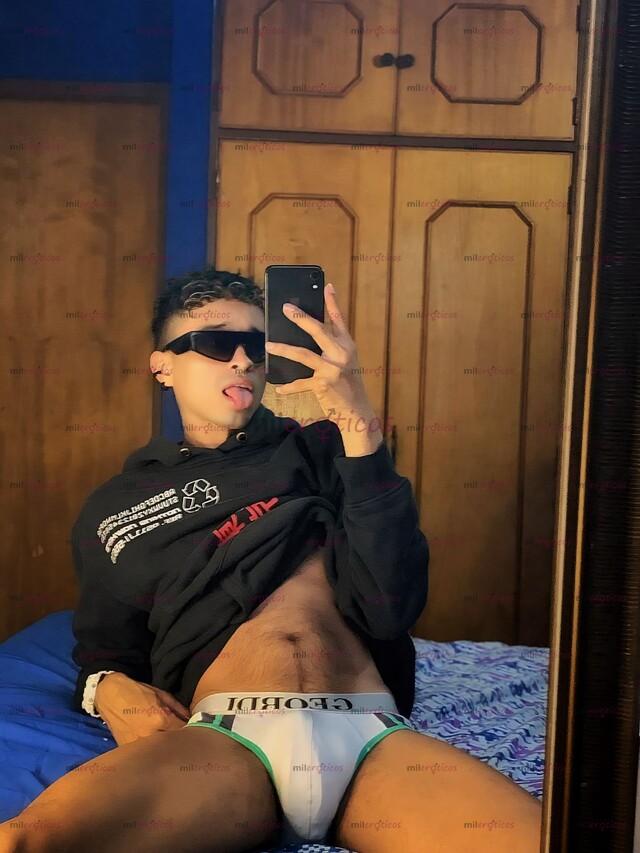 FOTOS DE HOMBRE SERIO VARONIL DOTADO VERSÁTIL SIN SITIO PERO FULL COMPLACIENTE