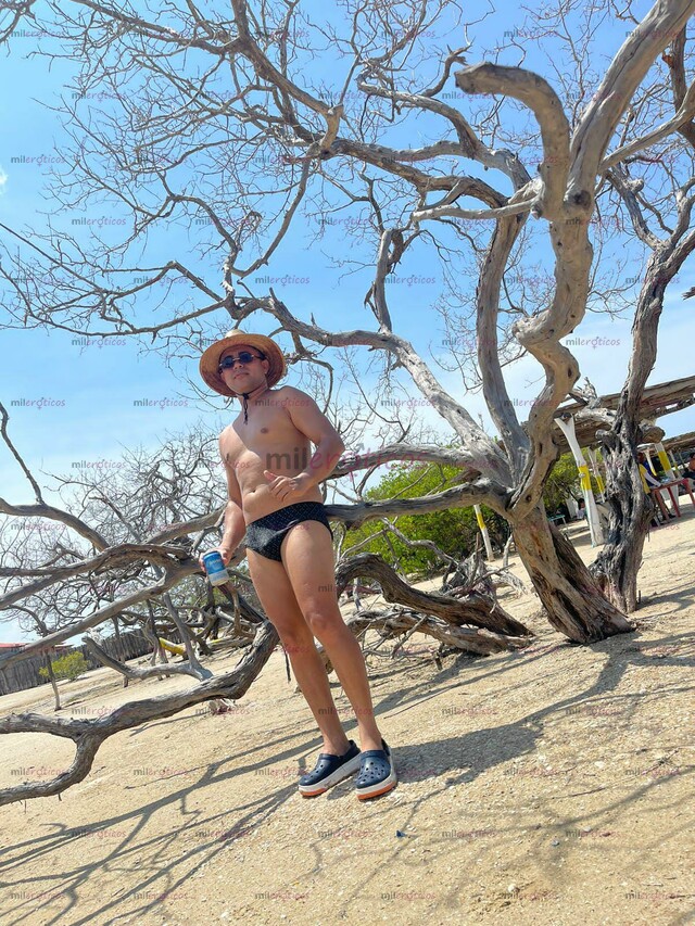 FOTOS DE HOLA MIS AMORES SOY CRISTOFER Y ESTOY AQUÍ EN TÚ CIUDAD LLÁMAME