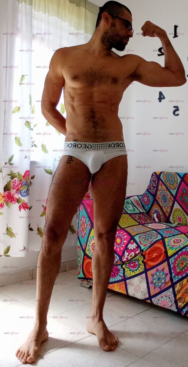 FOTOS DE FLACO 09 MACHO MADURO PARTE CULOS 100%ACTIVO