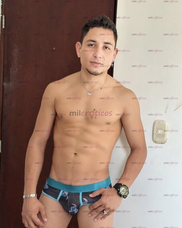 FOTOS DE MED NUEVO CHICO HETERO VERGON LECHERO 22 CM VERGA GRANDE Y GRUESA PARA TI