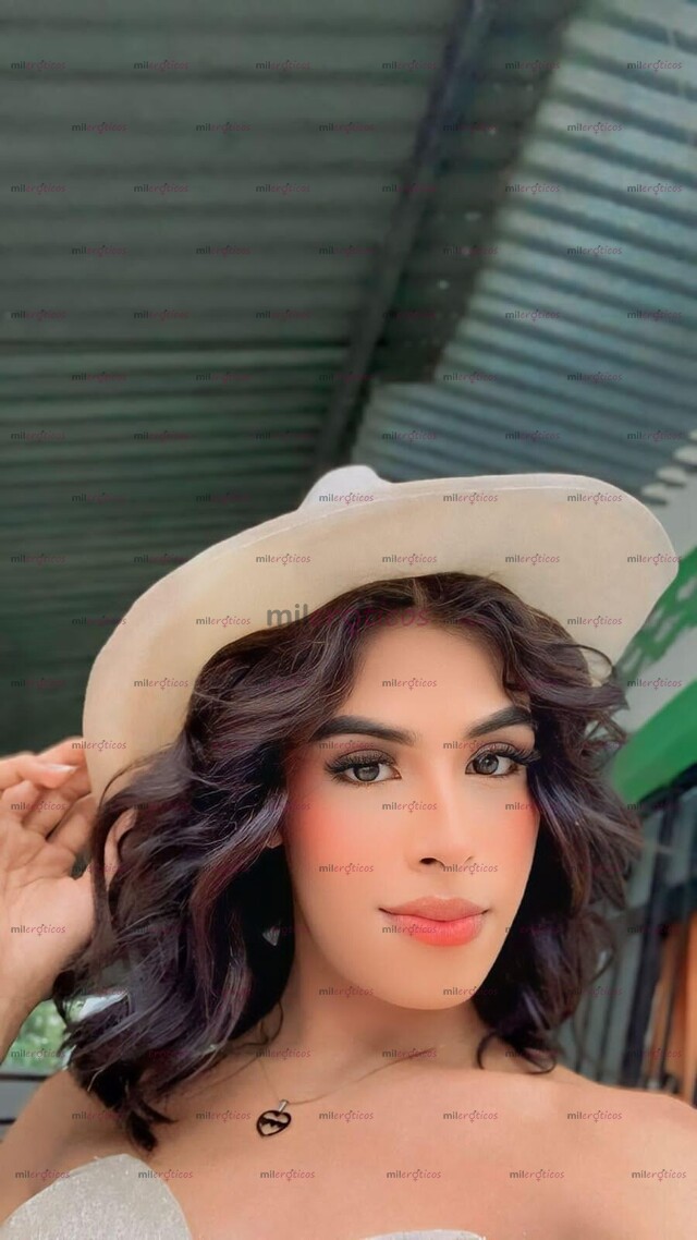 FOTOS DE POLLITA TRANS DE CLASE DISPUESTA A COMPLACERTE Y CUMPLIR TODAS TUS FANTASÍAS