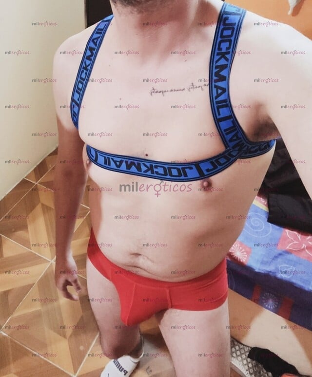 FOTOS DE LATINO VERSATIL, BIEN DOTADO 21 CM.. CUMPLO TUS FANTASIAS