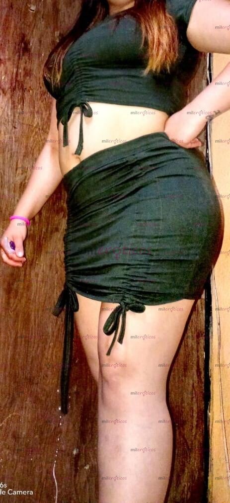 FOTOS DE CHICA CURVY MUY SEXY Y HOT LISTA PARA HACERTE PASAR UN BUEN MOMENTO
