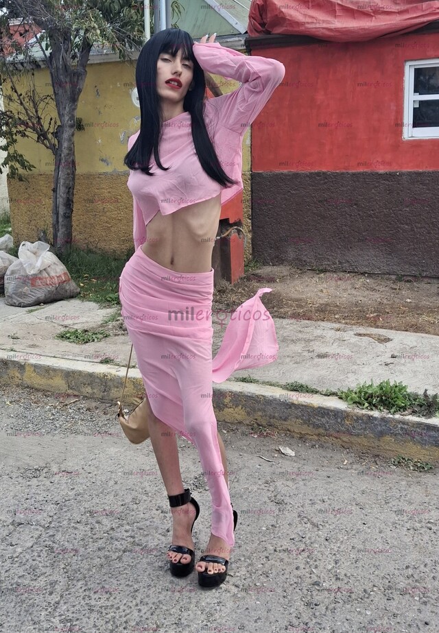 FOTOS DE POESÍA ERÓTICA . UN PLACER DIVINO. SOY CHICA TRANS. EN MOTEL POR FAVOR AMOR