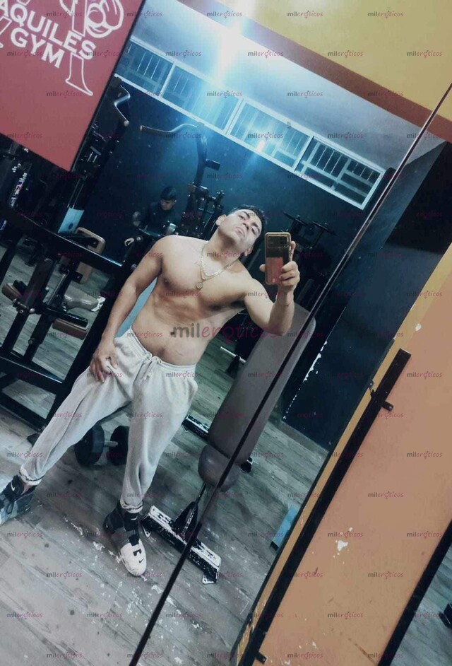 FOTOS DE ALFONSOOOO DISPONIBLE PARA TI TENIENDO VARIEDAD DE SERVICIOS