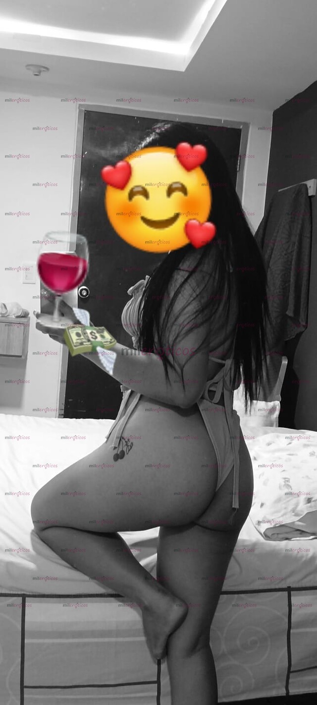 FOTOS DE SERV. VIP EL ORGASMO MAS RICO MOJADITA A CHORRITOS ENCIMA TUYO MI AMOR