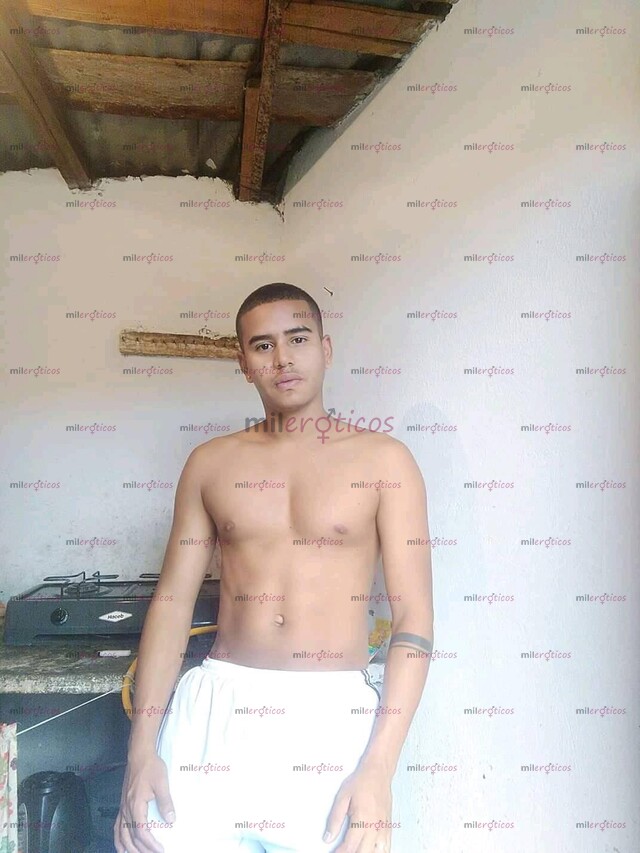 FOTOS DE ROKI MACHO VERSATIL POLLON APT PRIVADO DE PASO SOLO DOS DÍAS COSTEÑO