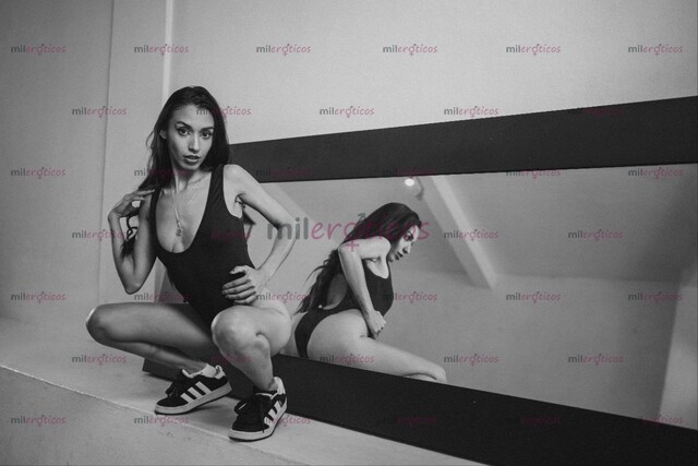 FOTOS DE DANIA ESCORT LEONESA, HERMOSA SONRISA SERVICIO PARA EJECUTIVOS.