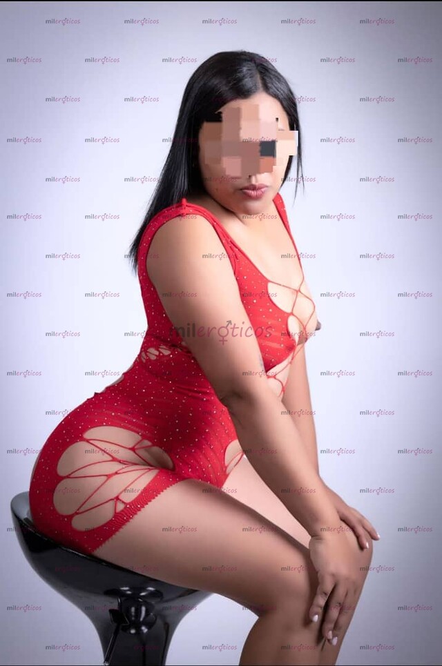 FOTOS DE HERMOSA TRIGUEÑA CON GANAS DE SACIAR TUS FANTASIAS