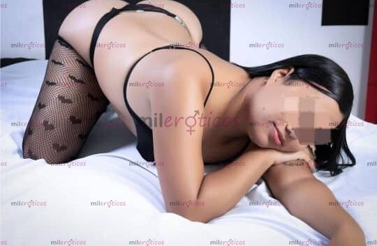 FOTOS DE HERMOSA TRIGUEÑA CON GANAS DE SACIAR TUS FANTASIAS