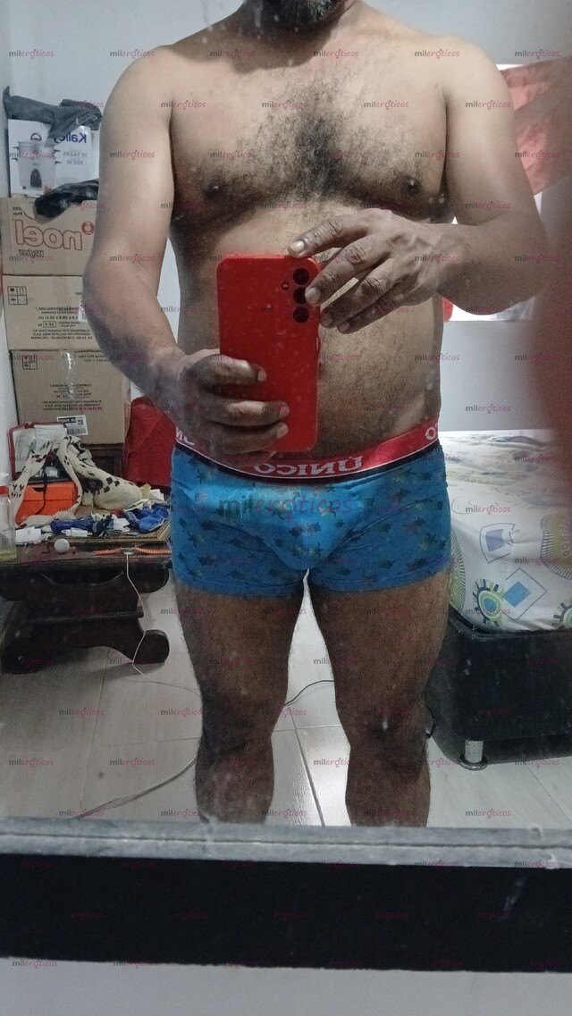 FOTOS DE VENTA DE CONTENIDO NEGRO COSTEÑO DE MONDA GRUESA Y BOTANDO LECHE ESPESA