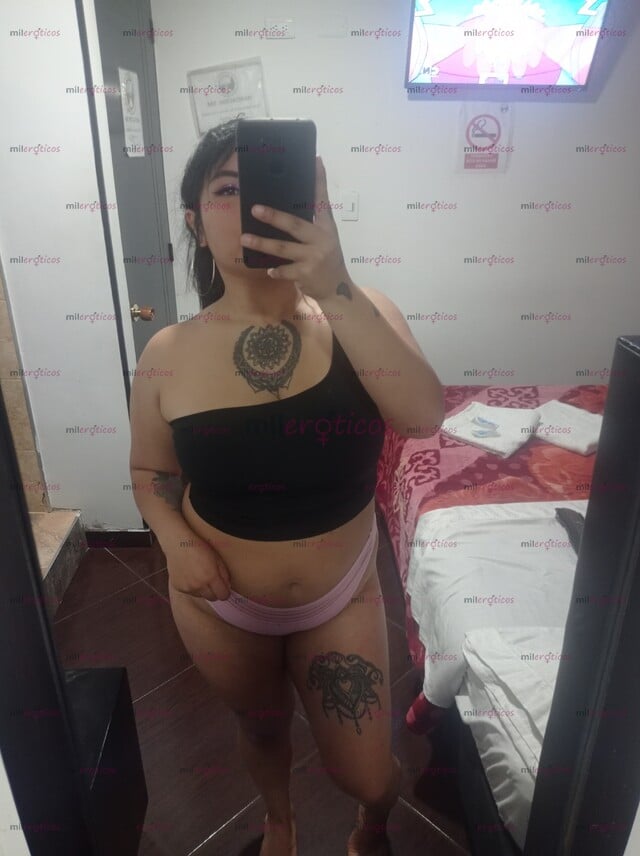 FOTOS DE TETONA Y CULONA DAMA MUY CANDENTE CON GANAS DE DARTE EL MEJOR SEXO