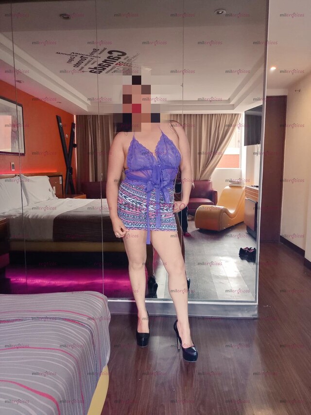 FOTOS DE CHAPARRITA CALIENTE, PARA COMPLACERTE DISFRUTA UN MOMENTO DE PLACER A MI LADO.