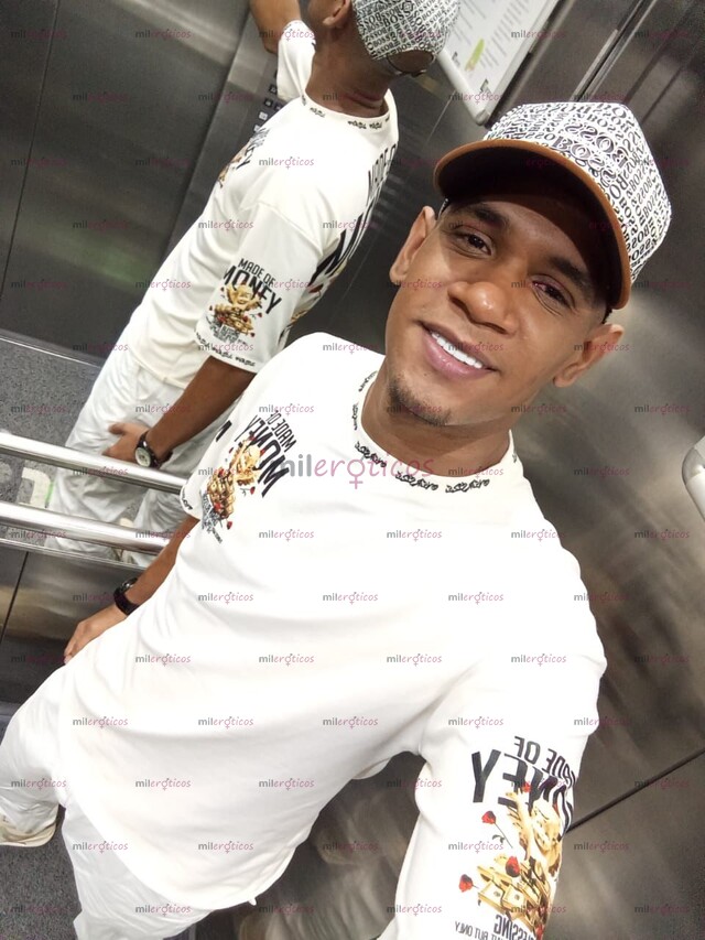 FOTOS DE VENEZOLANO DE 28 AÑOS RECIÉN LLEGADO A TU CIUDAD ATRÉVETE A PROBAR MIS 21 CM
