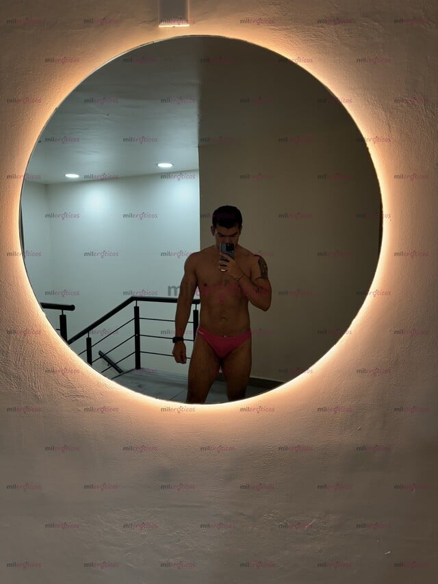 FOTOS DE DEPORTISTA MASAJISTA DISCRETO LISTO PARA CUMPLIR TUS FANTASÍAS