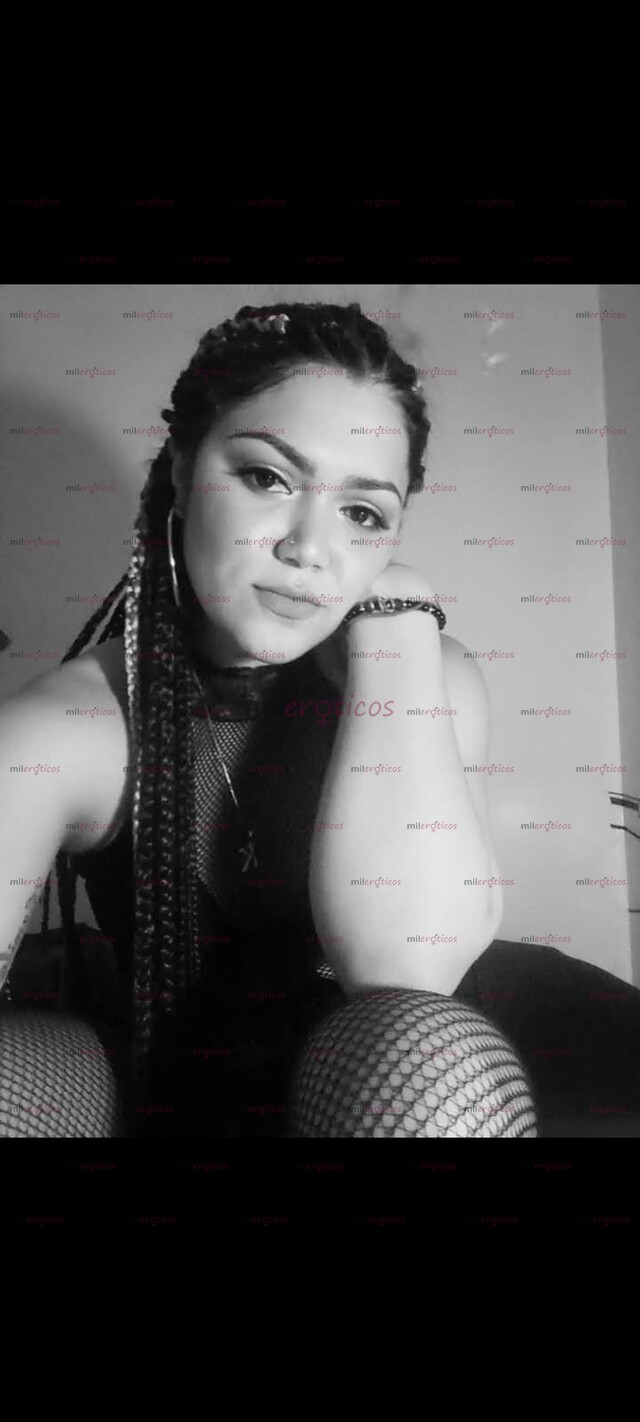 FOTOS DE SOY UNA JOVEN DE MENTE ABIERTA, DISPUESTA A COMPLACERTE EN TODO,DOMINARME VIP