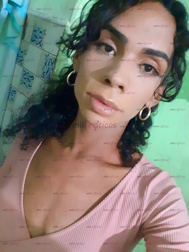 FOTOS DE MORENA LECHERA FEMENINA Y CALIENTE AL 100!!!