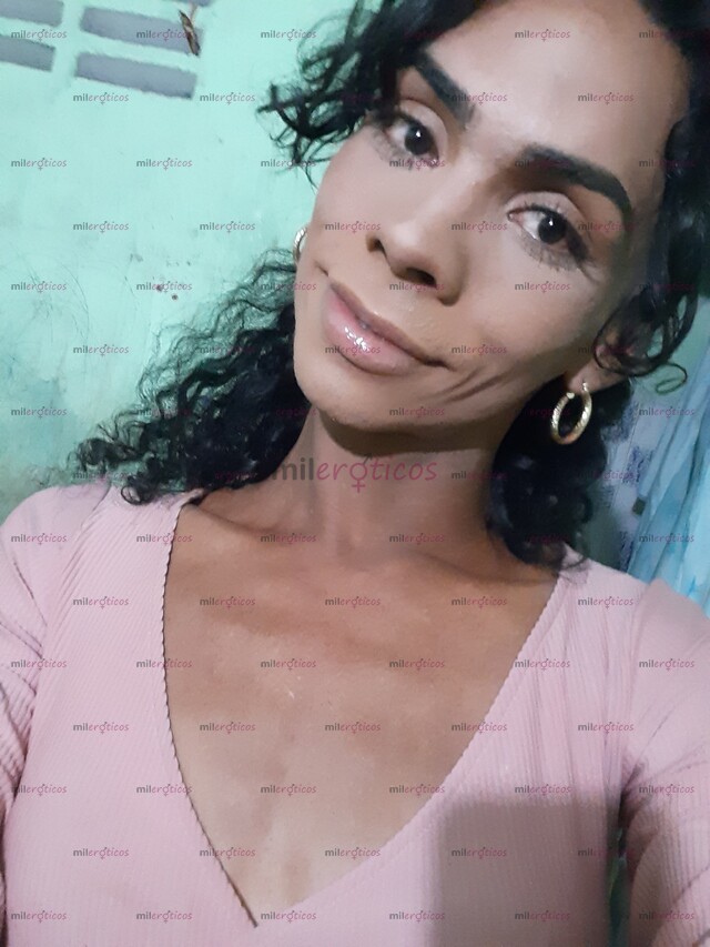 FOTOS DE MORENA LECHERA FEMENINA Y CALIENTE AL 100!!!