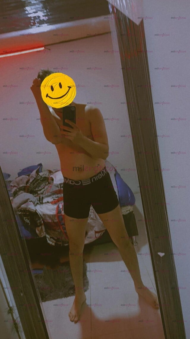 FOTOS DE JOVEN DE 25 AÑOS ADICTO AL SEXO, DISPUESTO A COMPLACERTE EN TODO LO QUE PIDAS