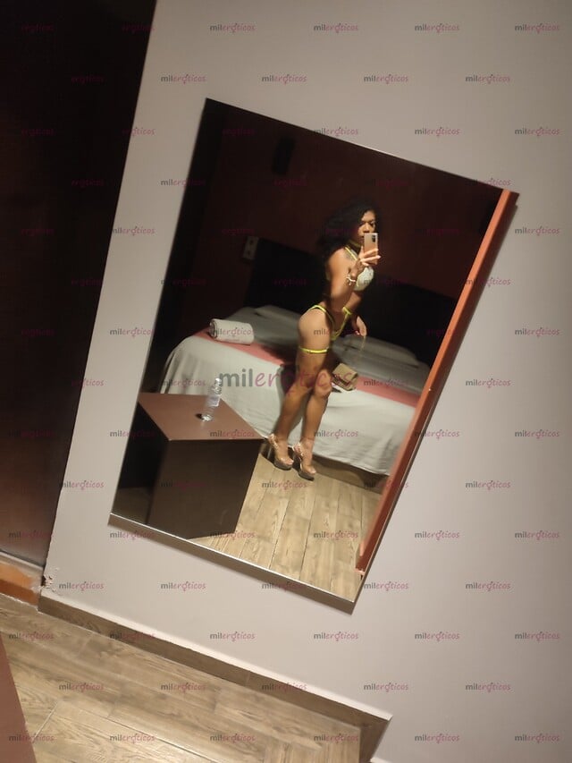 FOTOS DE LLEGÓ LA MEJOR LECHERA CUBANA UNA MUJER TRANS EXTRANJERA DE RAÍCES CUBANAS BEBE