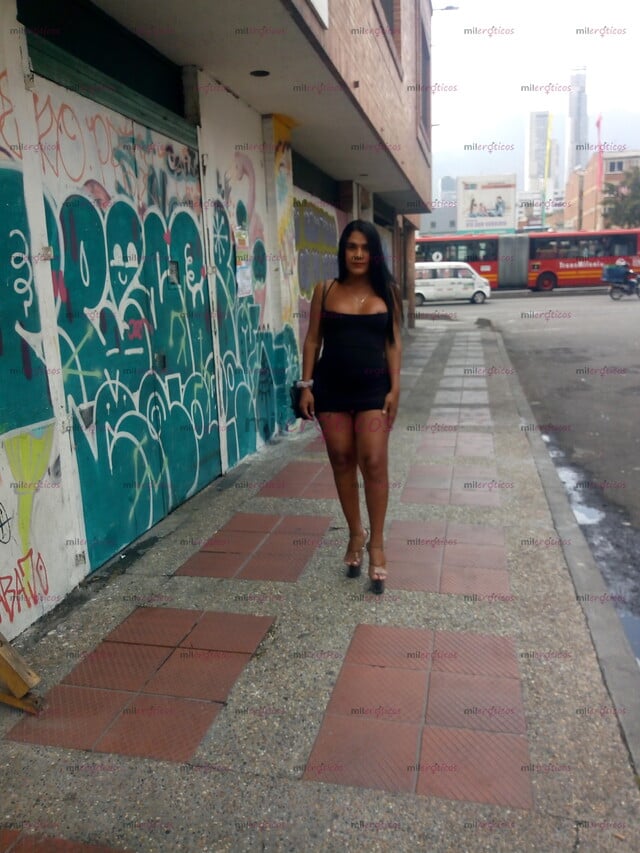 FOTOS DE MORENA LINDA ACTIVA O PASIVA COLOMBIANA DE GIRARDOT TOLIMA