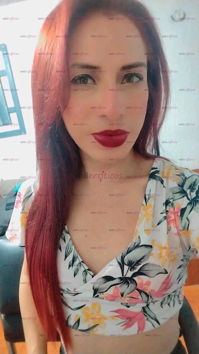 FOTOS DE NUEVO LOKK HERMOSA PELIROJA DE PIEL CLARA OJOS CARAMELO COMO EL CARAMELO Q TENGO