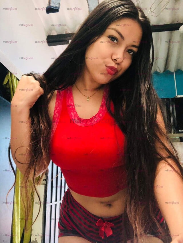 FOTOS DE SOLO POR HOY JOVEN ARRECHITA LISTA PARA SACARTE LA LECHE NO TE LO PIERDAS AMOR