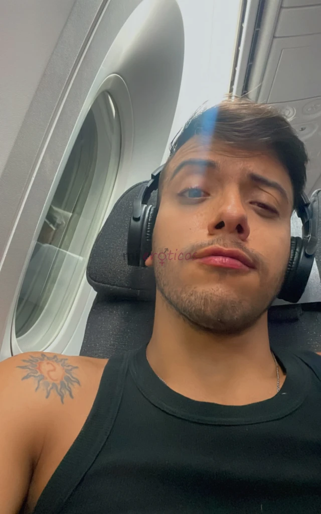 Servicio presencial o virtualhola soy un chico de 28 anos con un cuerpo atletico y fitness ofrezco un servicio discreto y personalizado a domicilio no...