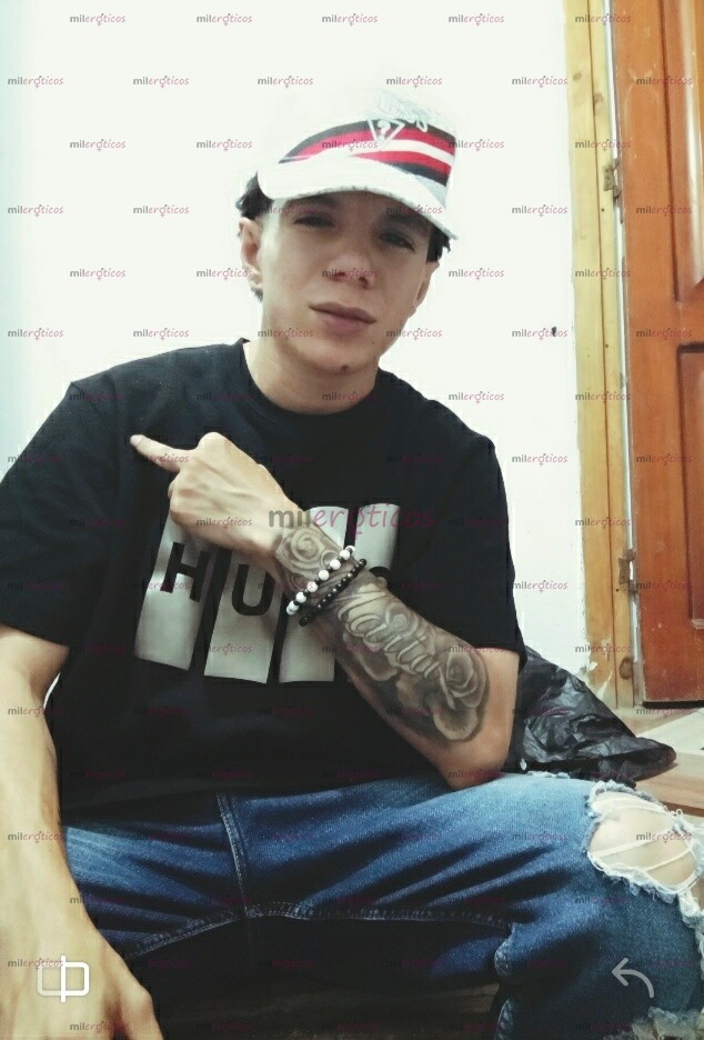 FOTOS DE JOVEN DELGADO, ME GUSTA CAMINAR CONOCER SALIR COMPARTIR Y APRENDER