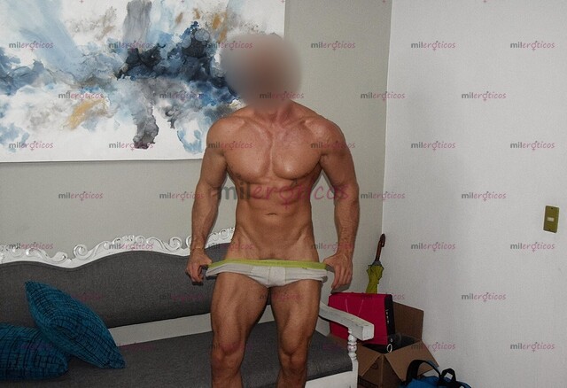FOTOS DE MACHO 1,95M VIP. DOMINANTE. 100% ACTIVO. MASAJISTA. DISCRECIÓN