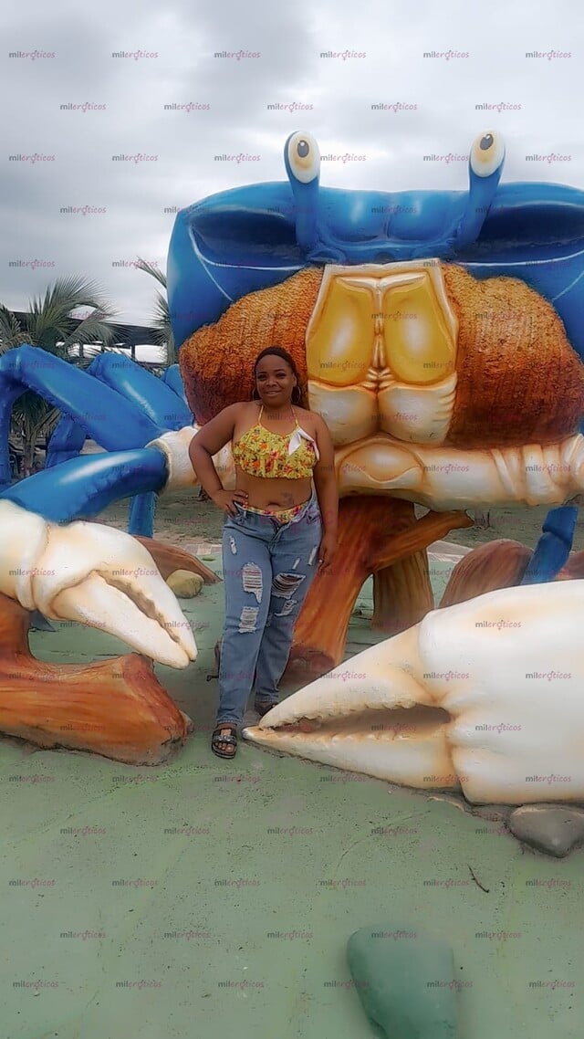 FOTOS DE SOY UNA MORENA SEXY RICA Y MUI CALIENTE Y BIEN COMPLACIENTE