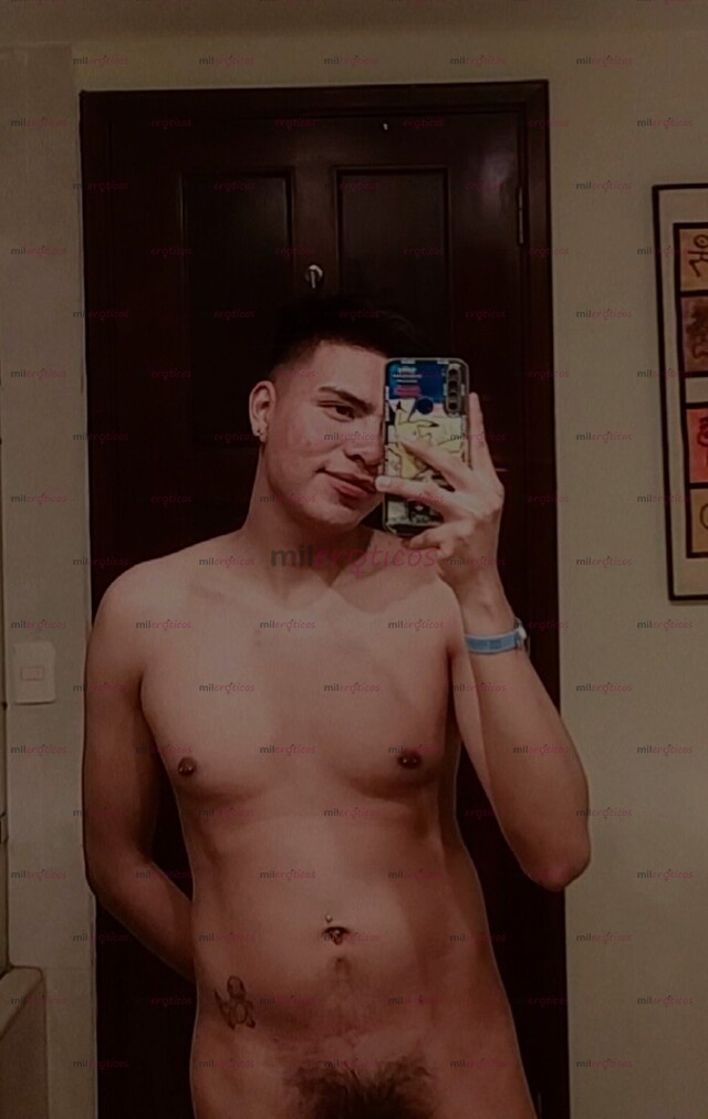 FOTOS DE CHICO TWINK VERSATIL Y MUY COMPLACIENTE DE 22 AÑOS