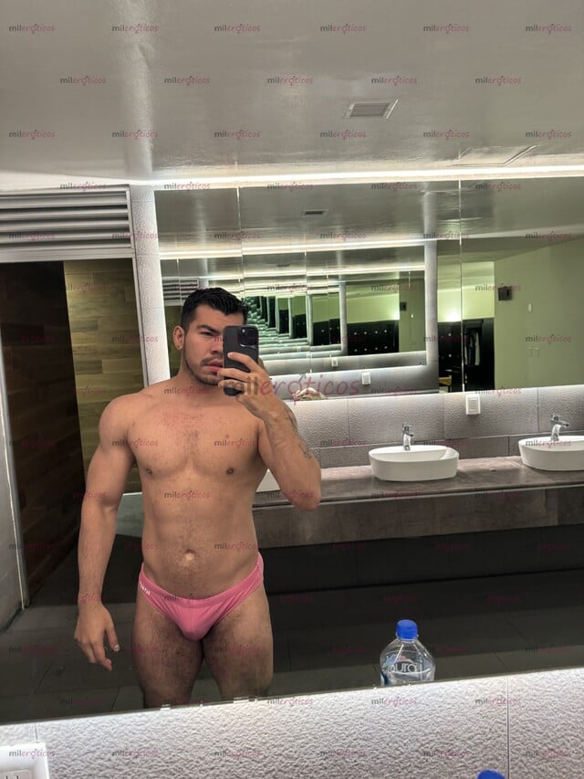 FOTOS DE DEPORTISTA MASAJISTA DISCRETO LISTO PARA CUMPLIR TUS FANTASÍAS