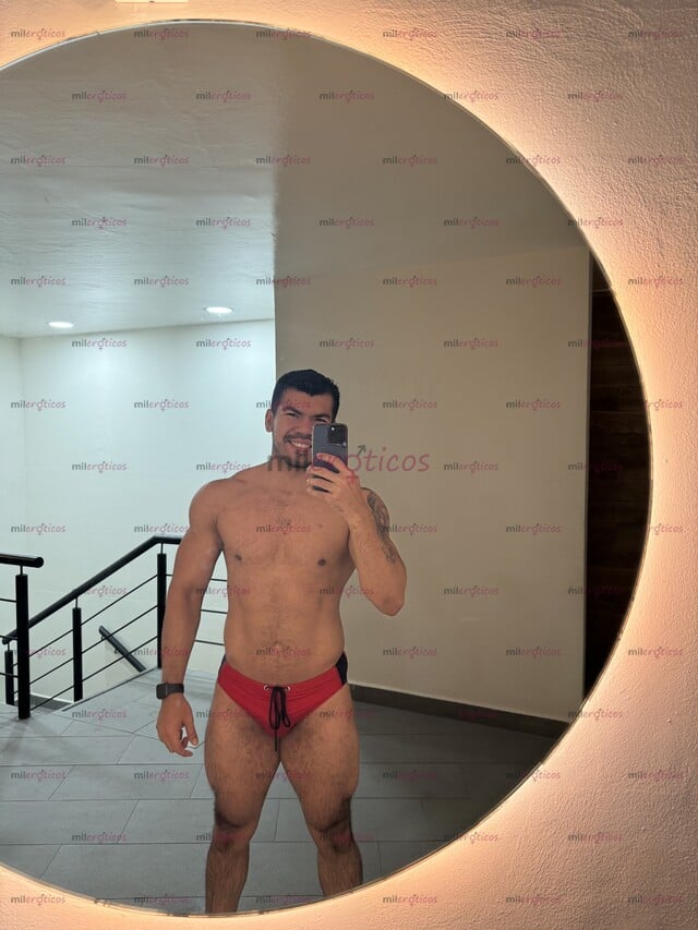 FOTOS DE DEPORTISTA MASAJISTA DISCRETO LISTO PARA CUMPLIR TUS FANTASÍAS