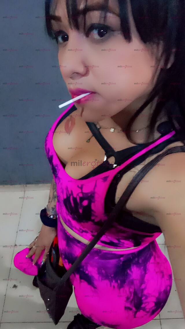 FOTOS DE 323 871 8129 DISPONIBLE SOY MUY FEMENINA CARIÑOSA Y AMABLE