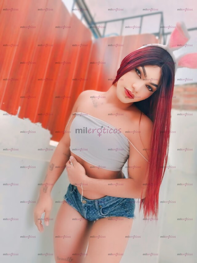 FOTOS DE LUNA UNA CHICA COMPLACIENTE DISPUESTA A CUMPLIR TUS FETICHES