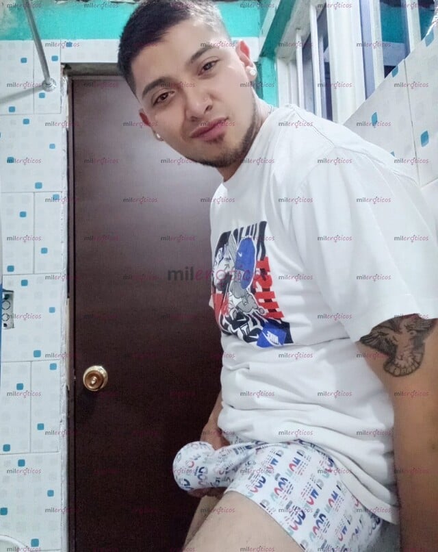 FOTOS DE MASCULINO DOMINANTE CON GANAS DE DARTE EL MEJOR SERVICIO POCOS DÍAS