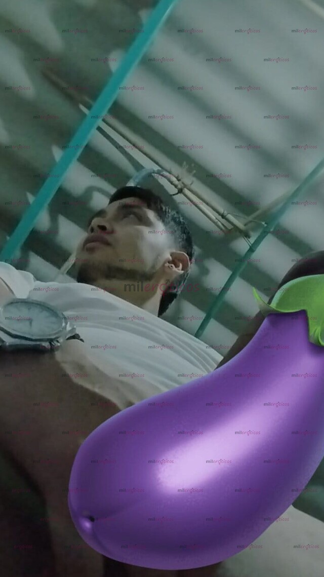 FOTOS DE MASCULINO DOMINANTE CON GANAS DE DARTE EL MEJOR SERVICIO POCOS DÍAS