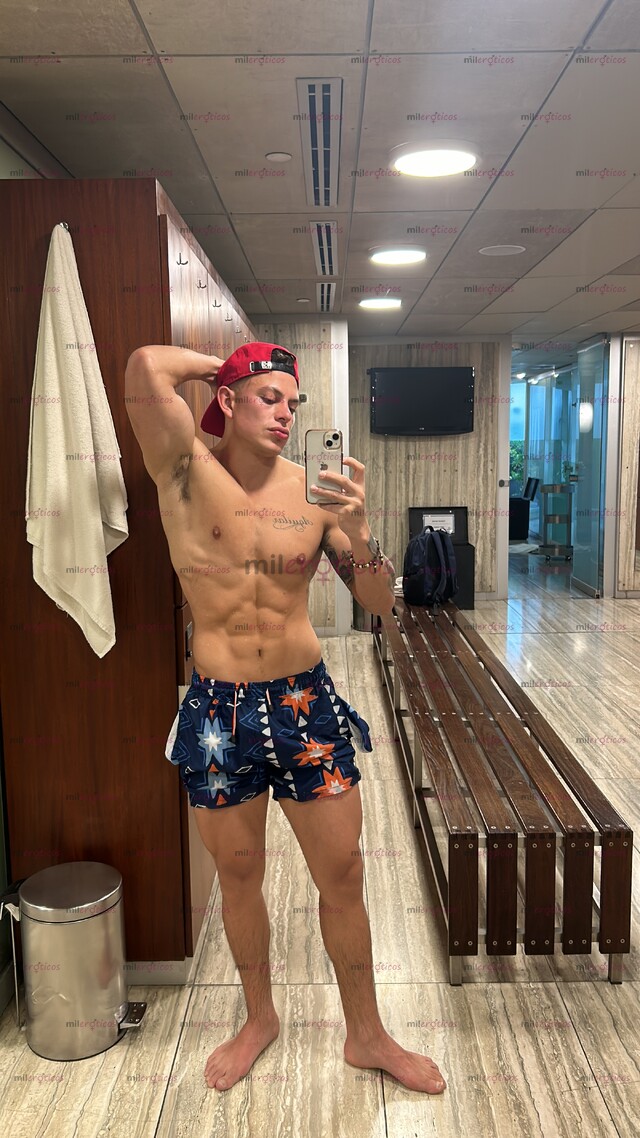 FOTOS DE GUAPO Y SEXY COLOMBIANO NUEVO SAN DIEGO TIJUANA